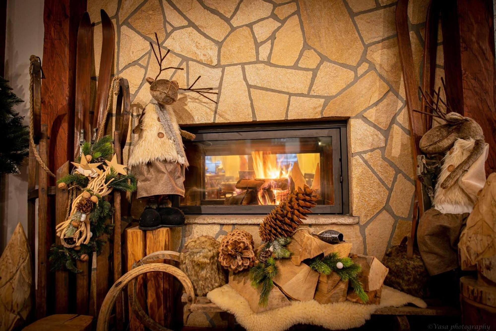 Penzion A Restaurace Stare Casy Horní Bečva Buitenkant foto